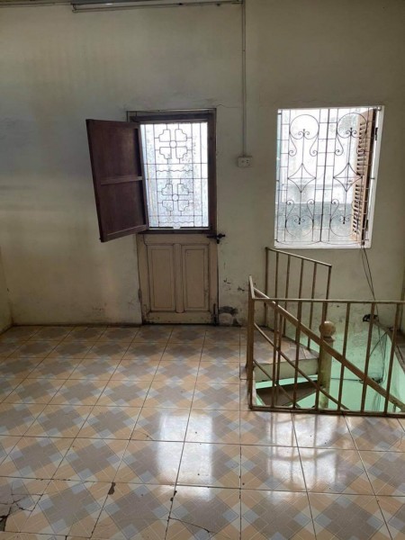 Bán đất tặng nhà 3 tầng ngõ Văn Hương diện tích 25m2, 3 tầng, 2PN, sdcc giá 1,78 tỷ