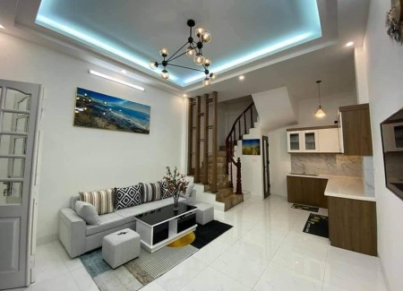 Cực hiếm Đường Cổ Linh, Long Biên vào ở luôn, ô tô tránh, 6 tầng chỉ 3 tỷ.