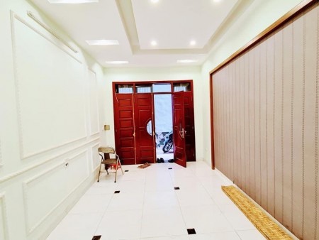 Bán Nhà Giáp Nhị 30m2 5 tầng MỚI ĐÉT giá bán 2.85 tỏi có bớt sâu mã nhà :N05