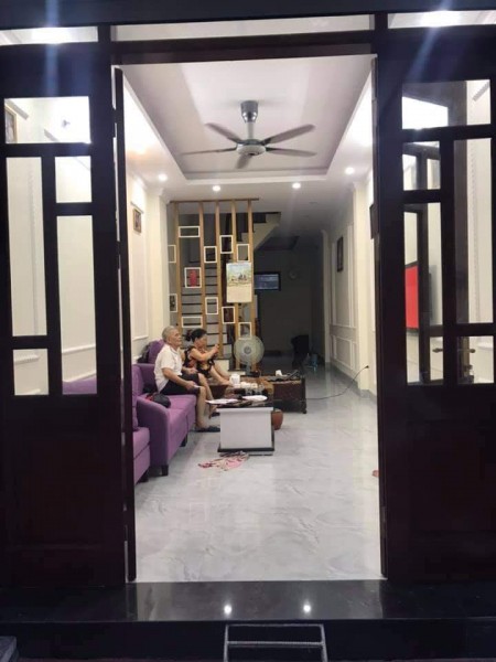 Bán Nhà Thanh Trì 33/45m, 4 tầng tặng 100% nội thất giá bán 2.8 tỷ