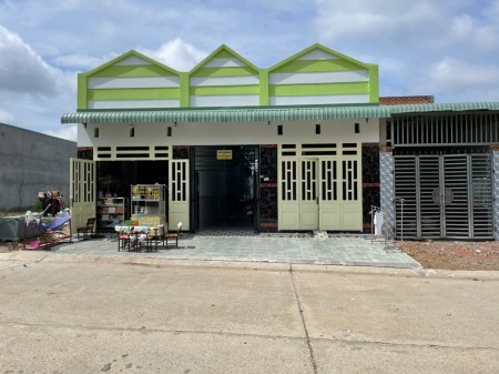 Vỡ nợ bán gấp Nhà trọ 300m2(10x30) 14p/2kiot thu nhập 16tr/tháng, nhà đẹp mới xây 1 năm