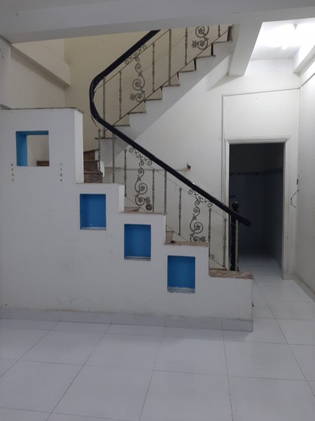 Nhà mặt tiền kinh doanh sầm uất, ngay trục đường Hiệp Bình, phường Hiệp Bình Chánh.
