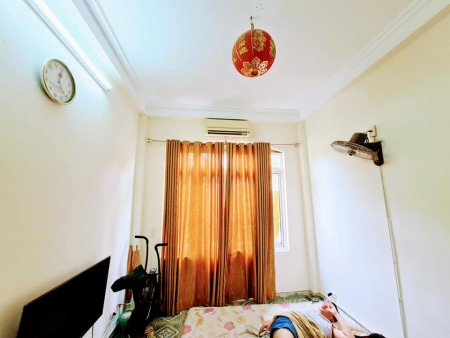 Đi đến slide 4