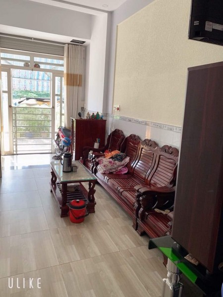 Bán nhà hẻm Đường Kinh Dương Vương Quận Bình Tân dt 40m2, giá 3.6 tỷ, lhcc