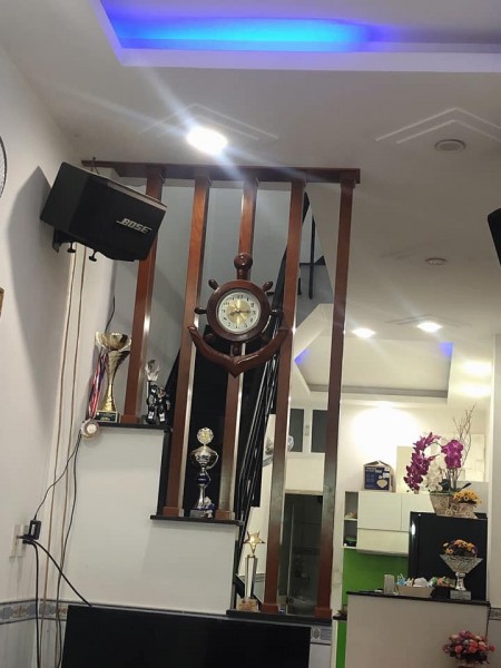 Bán nhà Phan Đình Phùng, Nở hậu, Sát Vách Quận 1, diện tích 35m2, giá 4.2 tỷ