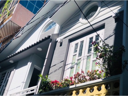 Bán biệt thự mini siêu đẹp Trần Quang Diệu Quận 3 34m2 giá rẻ 4.5 tỷ