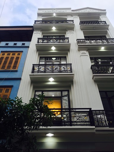 Siêu phẩm Nhà Mới Lôgóc KD phố Lương Yên Thang máy, Ôtô tránh thông sàn dt 56m2, 7 tầng, chỉ 15.2 tỷ