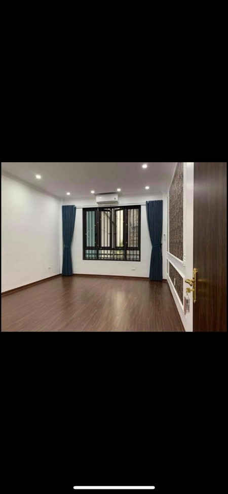 Chính chủ bán nhà Phú Đô lô góc,5m ra đường ôtô tránh,nhà mới 5 tầng đẹp về ở ngay,3.3 tỷ