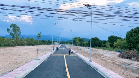 Bán đất nền Quốc Lộ 1A Cam Hải Tây, Cam Lâm, tỉnh Khánh Hoà, sổ thổ cư 100%
