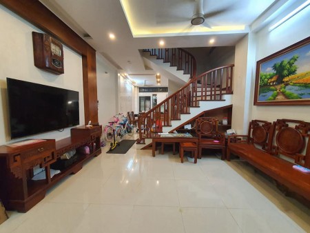 Bán nhà 5 tầng siêu đẹp Phan Trọng Tuệ, 2 mặt thoáng, 1 nhà ra phố dt 65m2, nhỉnh 5 tỷ