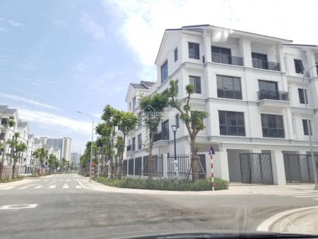 Chủ nhà chuyển công tác cần bán nhà tại Gamuda, dt 160m2, căn góc đẹp, LH 0933294888