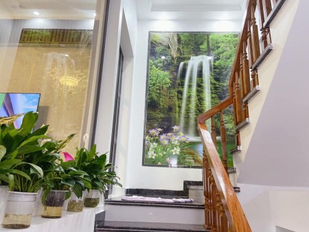 Nhà phố Văn Cao 4 tầng 72m2 chỉ 5,35 tỷ. có gara oto Nhà như mới, xây độc lập chắc chắn