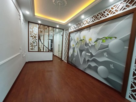Bán nhà phố Thái Thịnh, Đống Đa, dt 50m2, 6 tầng, giá 5.9 tỷ, ô tô đỗ kinh doanh, lh (0904547386/0395454603)