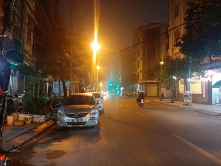 Mặt phố, lô góc, kinh doanh đỉnh, Văn Phú, Hà Đông, 58m2, mt 4.4, GPXD 7T, giá 12.8 tỷ