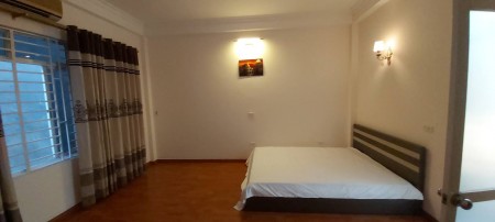 Đống Đa chợ Khâm Thiên, dt 34m2, giá 4.5 tầng, giá bán 3.25 tỷ, liên hệ 0836488482