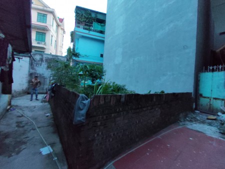 Bán đất Mỹ Đình, 57m, mặt tiền 5.5m, ba mặt thoáng, giá bán 3.4 tỷ, lhcc