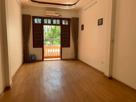 Bán nhà phố Tây Mỗ Nam Từ Liêm 46 m x 3 tầng mặt tiền 5.1 m giá 2.4 tỷ