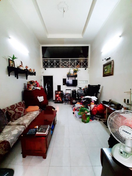 Bán nhà Tân Kỳ Tân Quốc, gần diện tích 70m2 giá bán chỉ 4.2 tỷ, lh 0901451136