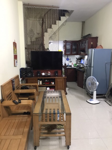 Đã mua chung cư, bán nhà Thanh Lân, sau phố đúng 1 nhà, tiện ích đầy đủ, 33m2x4,5T, hơn 2tỷ.