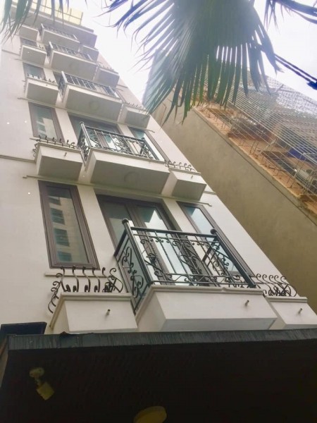 Bán nhà nguyên căn mặt phố Chùa Bộc dt 53m2, 7 tầng, giá bán 12,5 tỷ