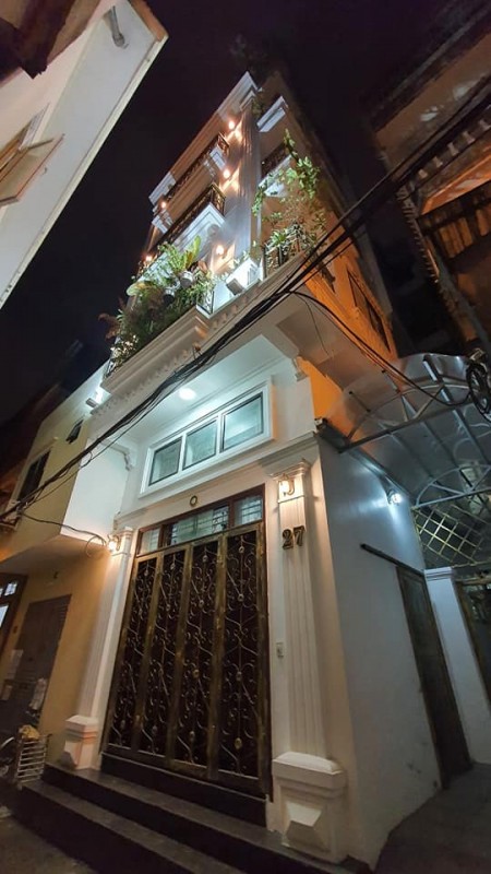 Nhà mới nguyên tem chỉ việc xách vali về ở 45m2, 5 tầng đúc, giá chỉ 2.9 tỷ