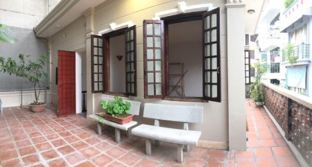 Bán nhà Víp Xuân Diệu Tây hồ mặt tiền khủng diện tích 75 m2 giá 14 tỷ 200