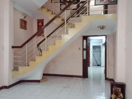Nhà Cao Thắng Quận 10 diện tích sử dụng 50m2, 3 mặt thoáng, không lộ giới