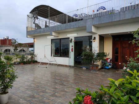 Mặt Tiền Khủng, diện tích 250m2 mt 13m Đàm Quang Trung Quận Long Biên