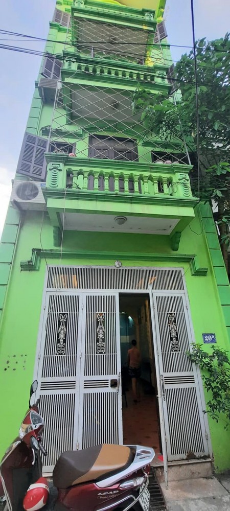 Bán nhà Quận Tây Hồ Xuân La Võ Trí Công giá bán 5.5 Tỷ Ôtô vào nhà