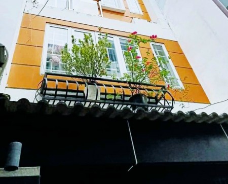 Bán nhà Nguyễn Sơn Tân Phú diện tích 60m2 hẻm 3m giá nhỉnh 3 tỷ, lhcc