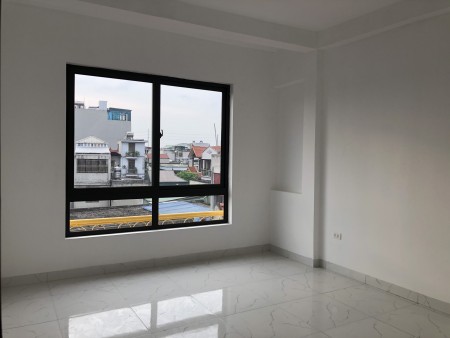 Tôi chính chủ cần bán ngay Nhà ngõ Phố Lụa Hà Đông 150 M2/ 5 tầng Giá rẻ 3.15 tỷ Liên lạc 0869 858 696