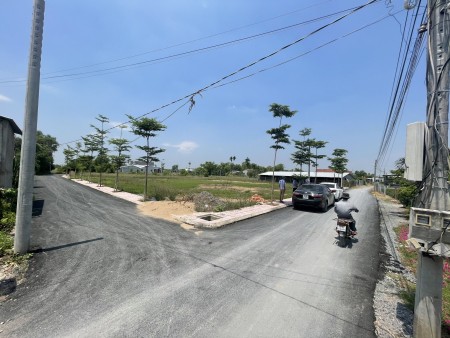 Bán đất Long An dt 140m2, giá 470 triệu gần trung tâm hành chính huyện Cần Đước