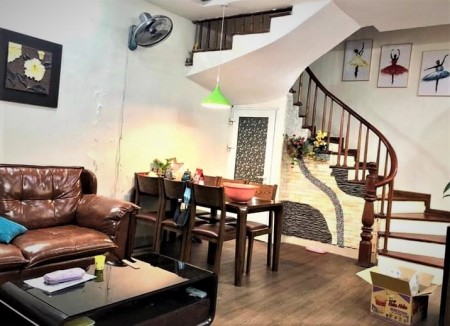 Nhà đẹp Quan Nhân, Thanh Xuân, mặt ngõ thông, kinh doanh 50mx4 tầng, giá 5 tỷ 75