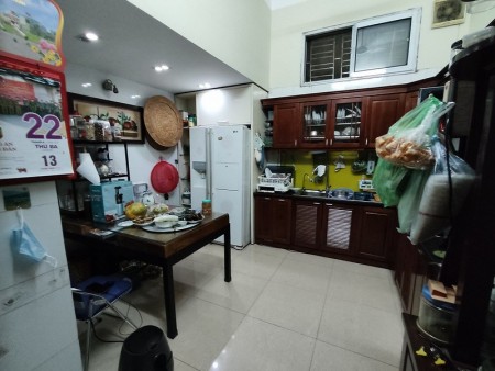 Bán Nhà Phường Tân Thới Nhất, Quận 12, diện tích 35m2, giá chỉ 2 tỷ 9.