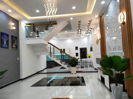 Bán nhà thành phố thủ dầu một Bình Dương, giá 2.75 tỷ, liên hệ 0334544104