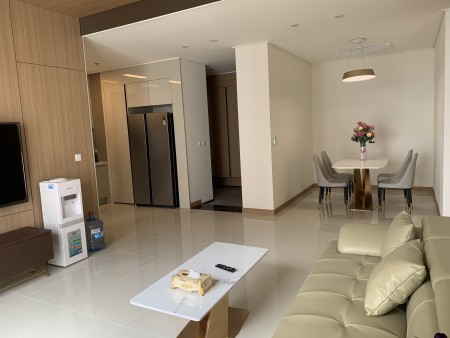 Cho thuê chung cư Starlake KĐT Tây Hồ Tây, 2 phòng ngủ, 110m2, full đồ 26.5 triệu/th. LH 0377983070