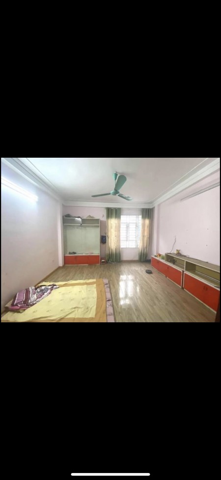Cần bán gấp nhà phố đại đồng, Hoàng Mai nhỏ 25/30m2 mặt tiền 4,5m giá 2,6 tỷ