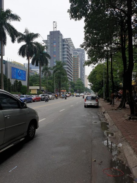 Nhà 100m2 mặt phố Duy Tân Cầu Giấy kinh doanh nhà hàng 25 tỷ.