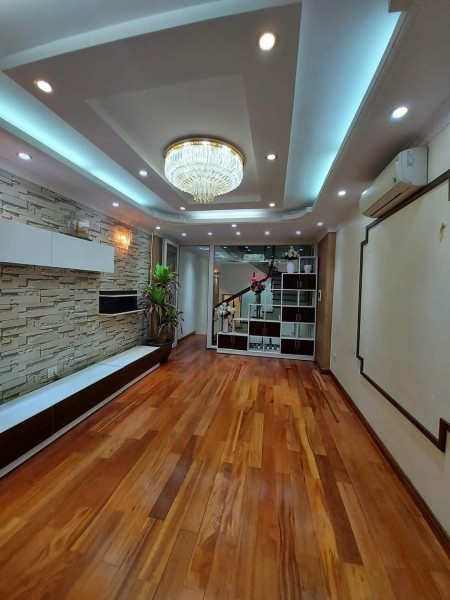 Bán nhà đẹp THái Hà Thái THịnh Đống Đa Diên tích 50 m 5 tầng Giá 5 tỷ 600