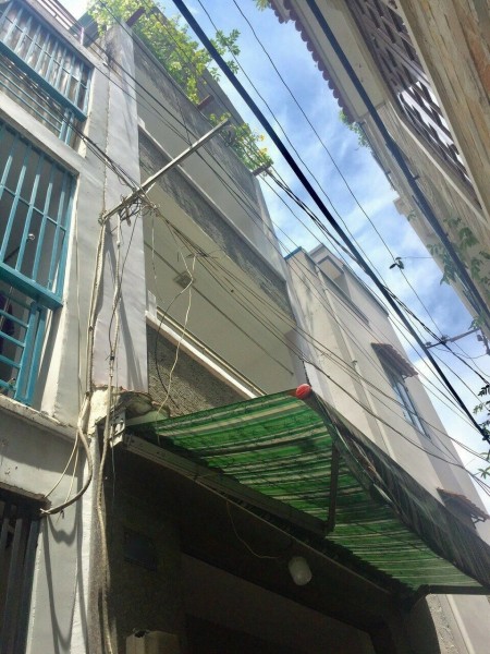Cần bán gấp nhà đường Sư Vạn Hạnh, Phường 3, Quận 10, diện tích 50m2