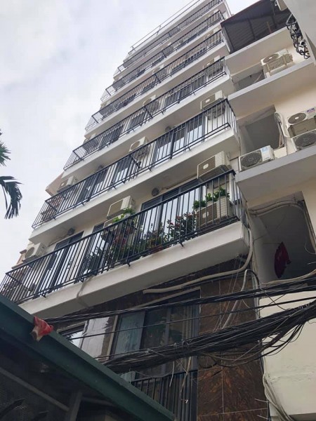 Bán chung cư mini Cầu Giấy, dt 133m2, 9 tầng, mt 7.5m, ô tô thang máy có 43 phòng, doanh thu 250 triệu/tháng