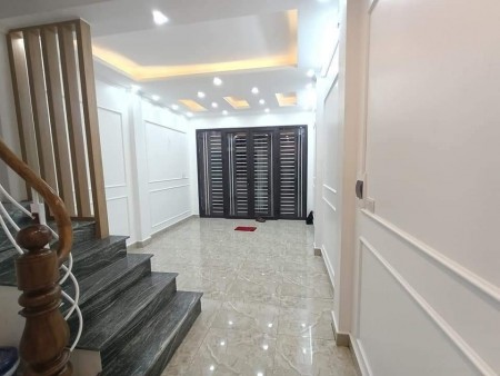 Nhà mới đẹp phố Đại La, Hai Bà Trưng, 80m2, ở luôn. Chỉ 3 tỷ. lh 0946379913