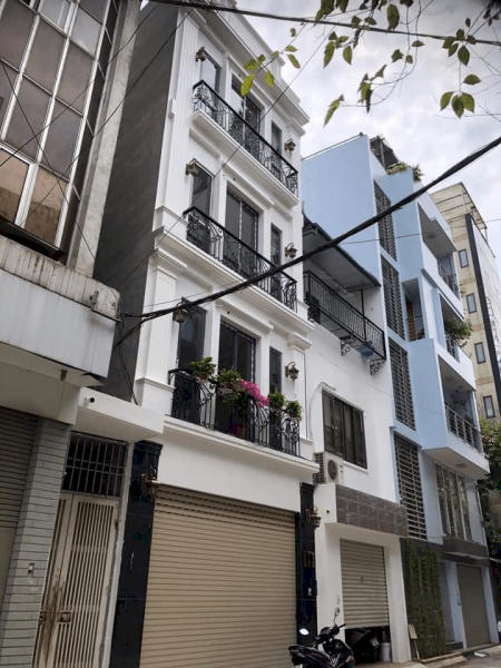 Bán nhà diện tích 44m2, giá 4.6 tỷ, Lê Trọng Tấn, dân trí cao an ninh tốt.