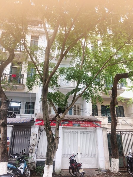 Cho thuê nhà liền kề 5 tầng tại KĐT 54 Hạ Đình Thanh Xuân phù hợp ở và mở VP