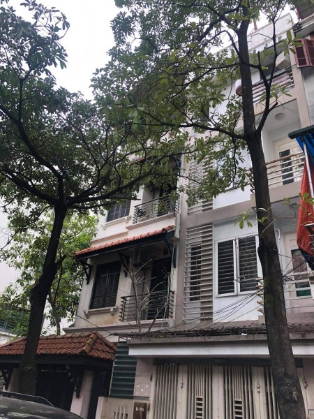Bán nhà siêu biệt thự lô góc, không có căn thứ 2, 4 tầng đúc, lh 0889073123