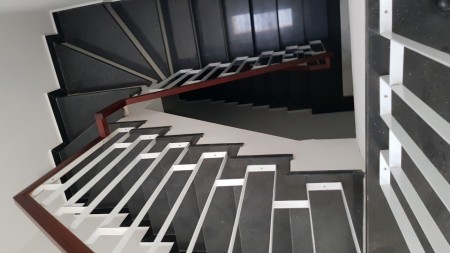 Cho thuê nhà nguyên căn Xuân Đỉnh: DT75m2x7 tầng, có thang máy, giá thỏa thuận