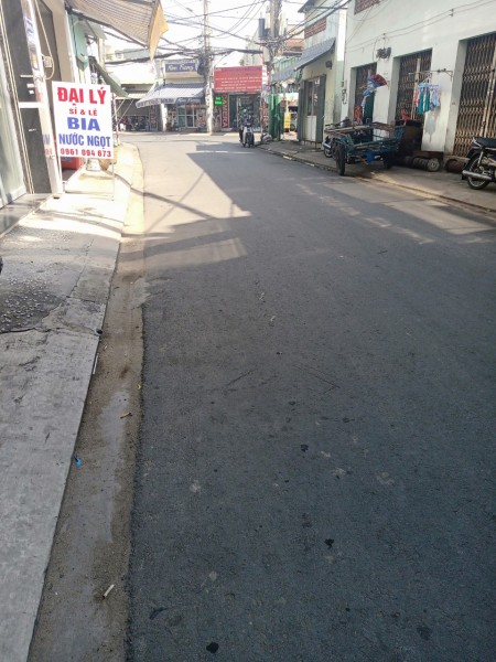 Bán nhà đường Lê Đình Cẩn, Tân tạo, Bình Tân, nhà siêu to đẹp, 95m2, 5 lầu, 8.5 tỷ