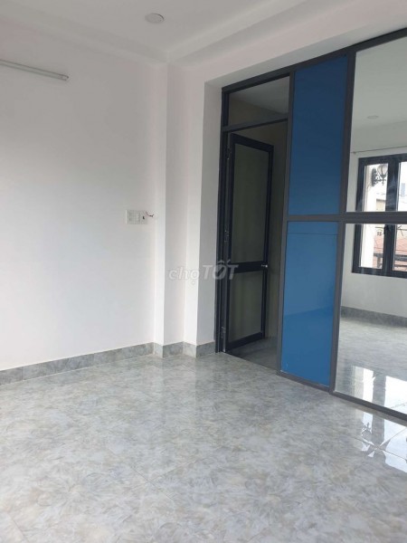 Cho thuê nhà MT Bùi Thị Xuân, Phường 3, Quận Tân Bình. Trệt 3 lầu có sẵn máy lạnh từng phòng