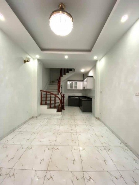 Bán nhà Hà Trì, Hà Đông 30m2, 5T, nhà đầy đủ công năng, giá chỉ 2,7 tỷ, thương lượng