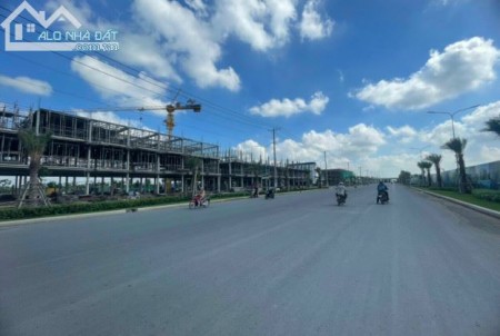 Khách kẹt tiền bán gấp đất GĐ1 The Sol City diện tích 100m2 giá 2tỷ350 sổ riêng